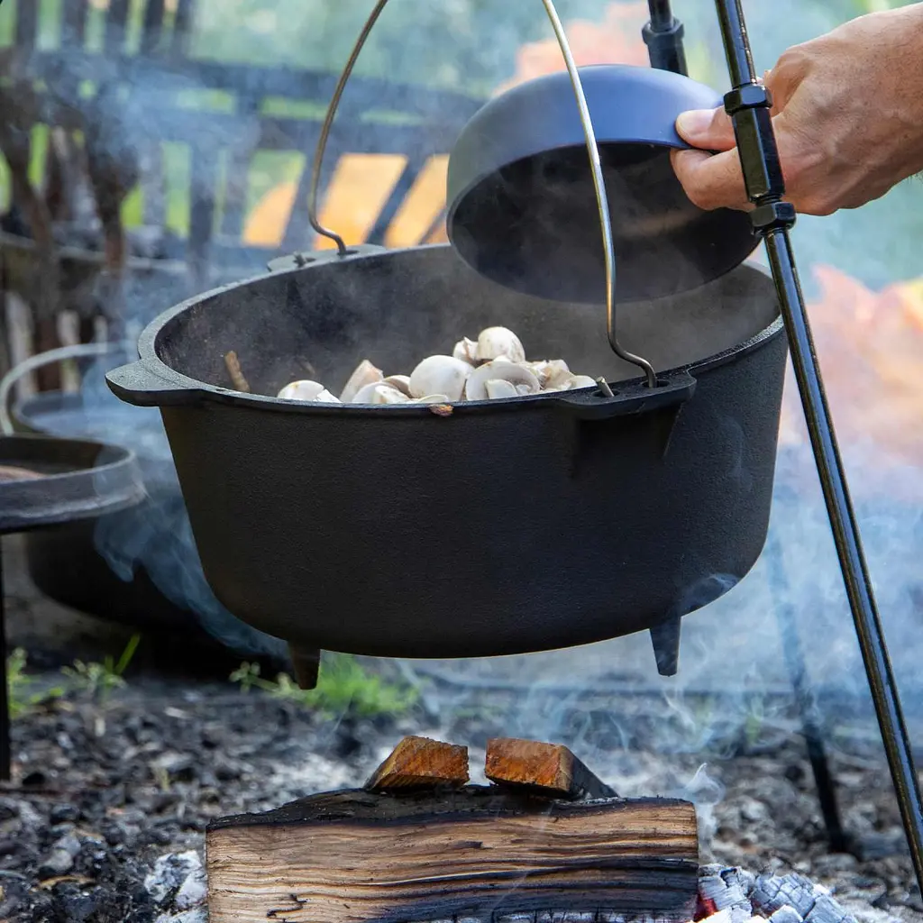 Казан з кришкою Bo-Camp Dutch Oven Cast Iron 31 cm / 7.1 L Black (2122415) - фото 5