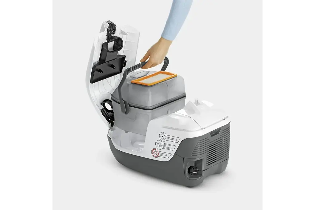 Пилосос миючий Karcher DS 6 Plus 650 Вт вода -2 л НЕРА білий - фото 5
