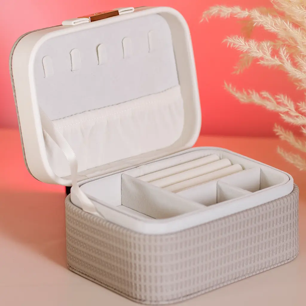 Шкатулка-органайзер для украшений Yiwu 15.5x11.5x8.5 см серая HP-5-37BE - фото 5