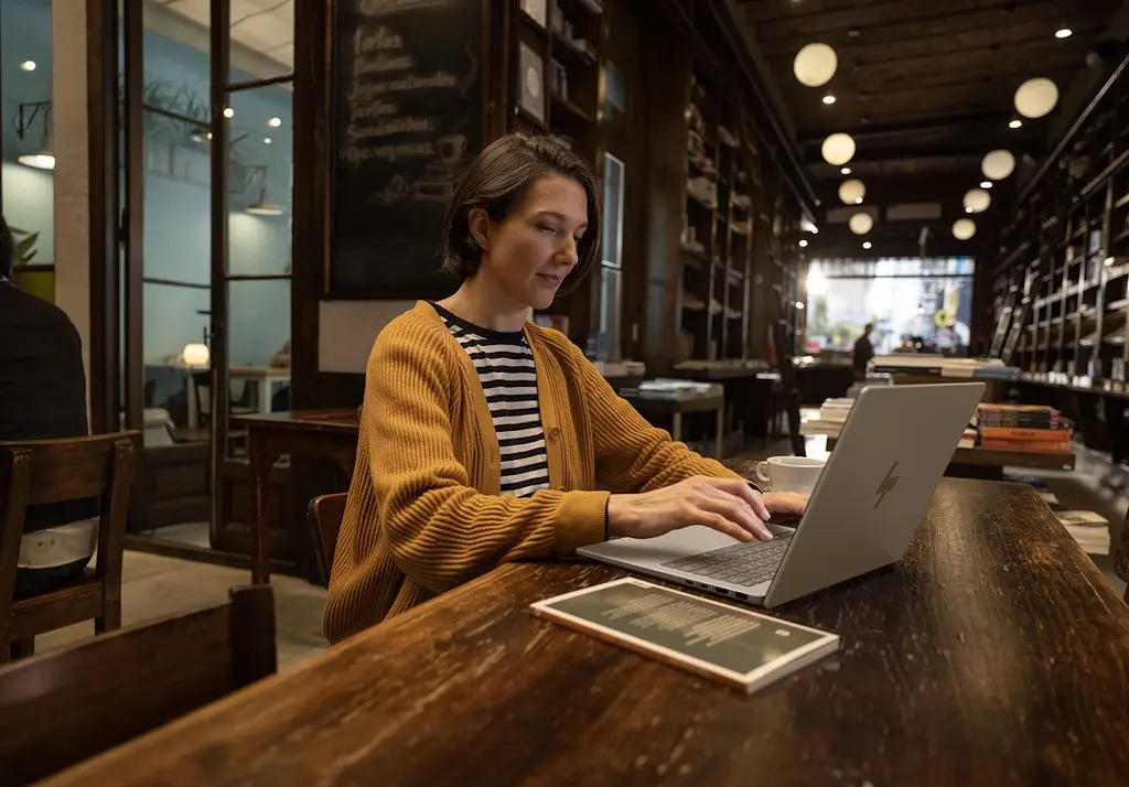 Ноутбук HP OmniBook 7 14-fs0003ua 14" WUXGA IPS AG Intel 5-210H 16GB F512GB UMA Win11 сріблястий - фото 9