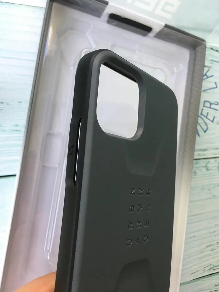 Чохол протиударний UAG Civilian 11235D113333 (Original) для iPhone 12/12 Pro (6.1") Silver - фото 2
