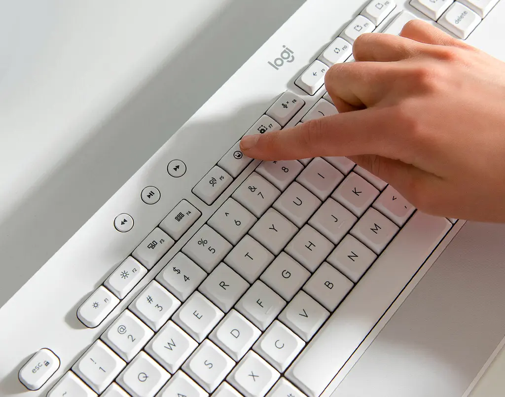 Клавиатура Logitech Signature K650 USB/Bluetooth White [920-010977] [79481] - фото 6