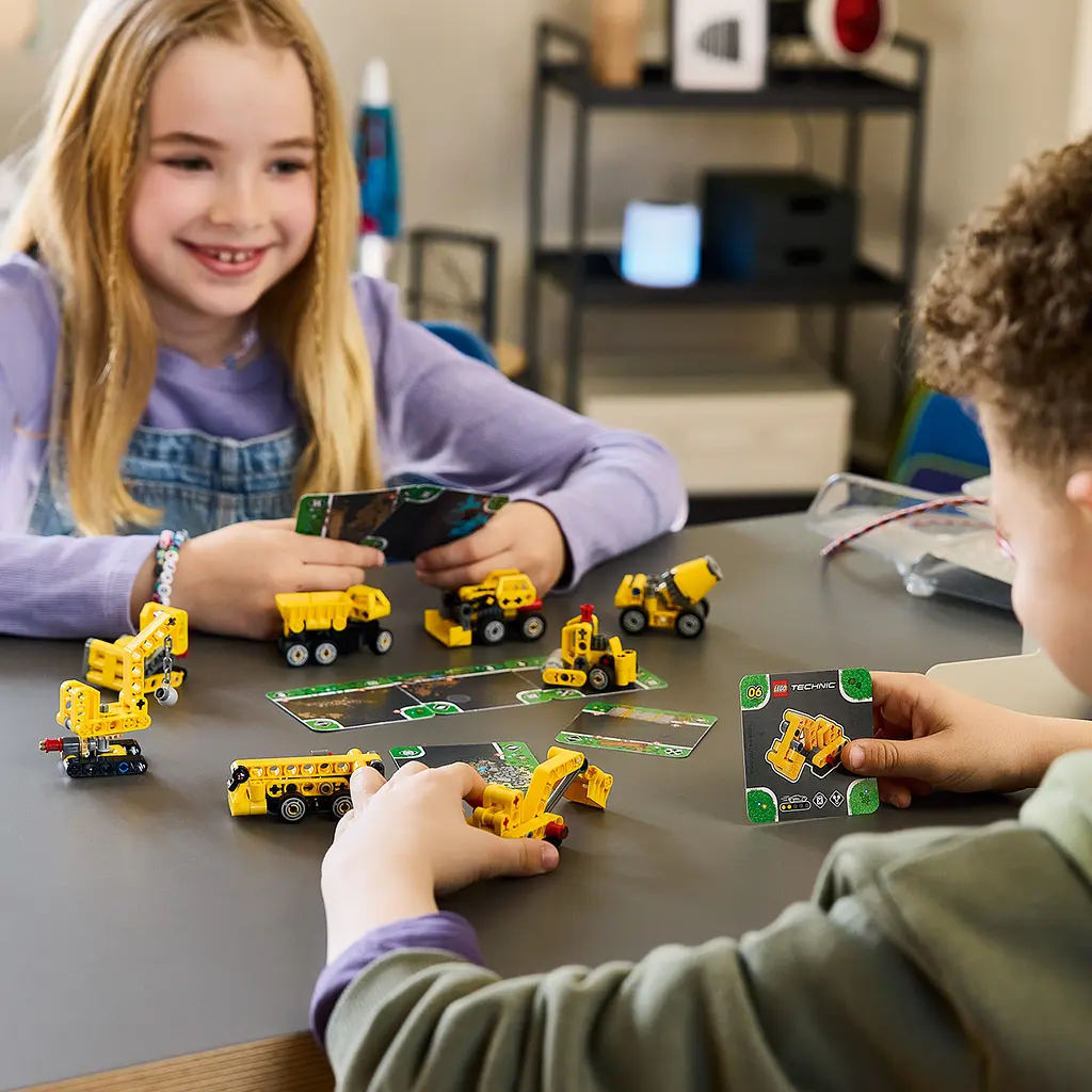 Конструктор LEGO Technic Потужні машини 44 ел. (42233) - фото 14