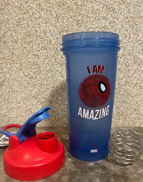 Шейкер спортивний (пляшка) BlenderBottle Classic Loop PRO 28oz/820ml Marvel Spider Man (600558) (Loop_PRO_28oz_Spider Man) - фото 5