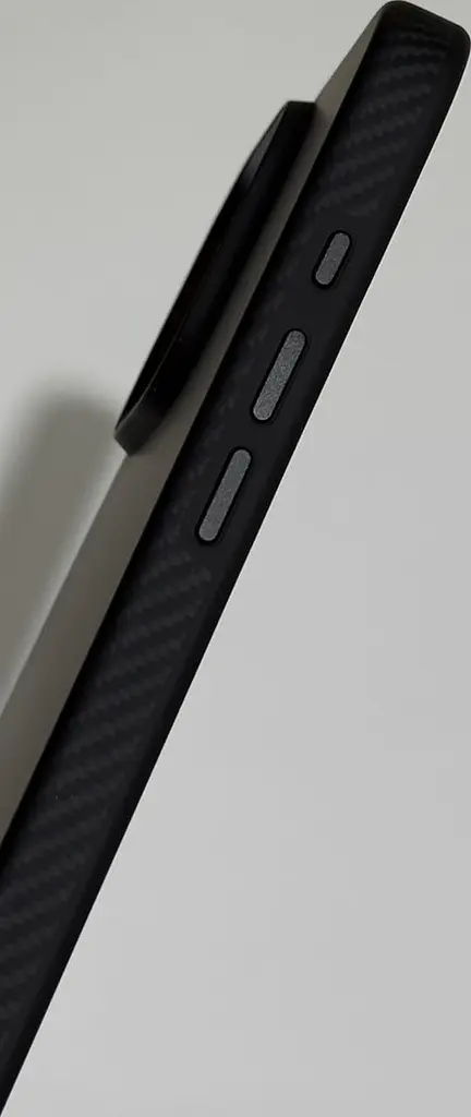 Оригінальний протиударний чохол Pitaka Military-Grade Protective Case MagSafe для iPhone 16 Pro (6.3") 600D Black/Grey KI1601PPA - фото 4