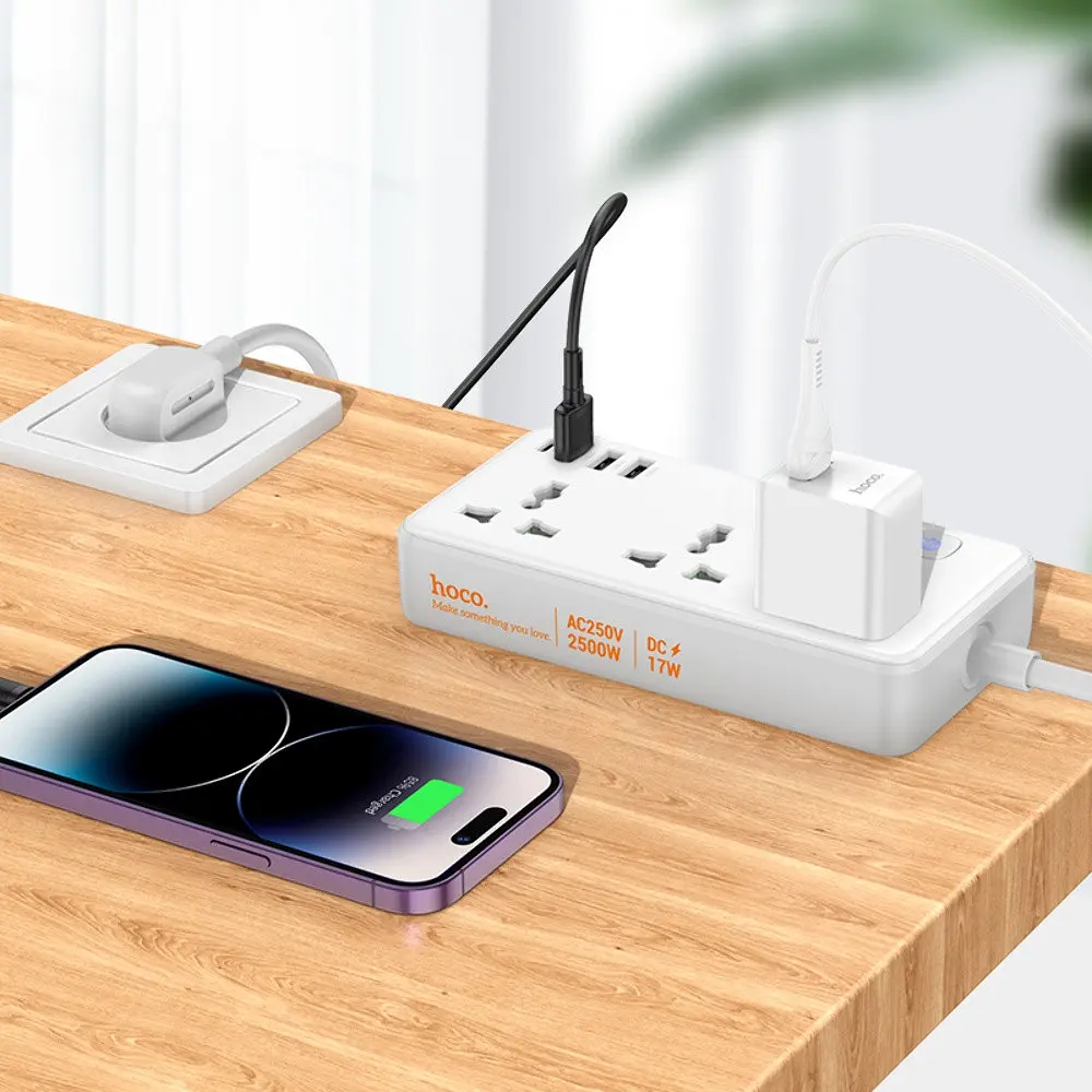 Мережевий зарядний пристрій подовжувач Hoco AC7A 3 USB/Type-C 3 розетки 1.5m білий - фото 2