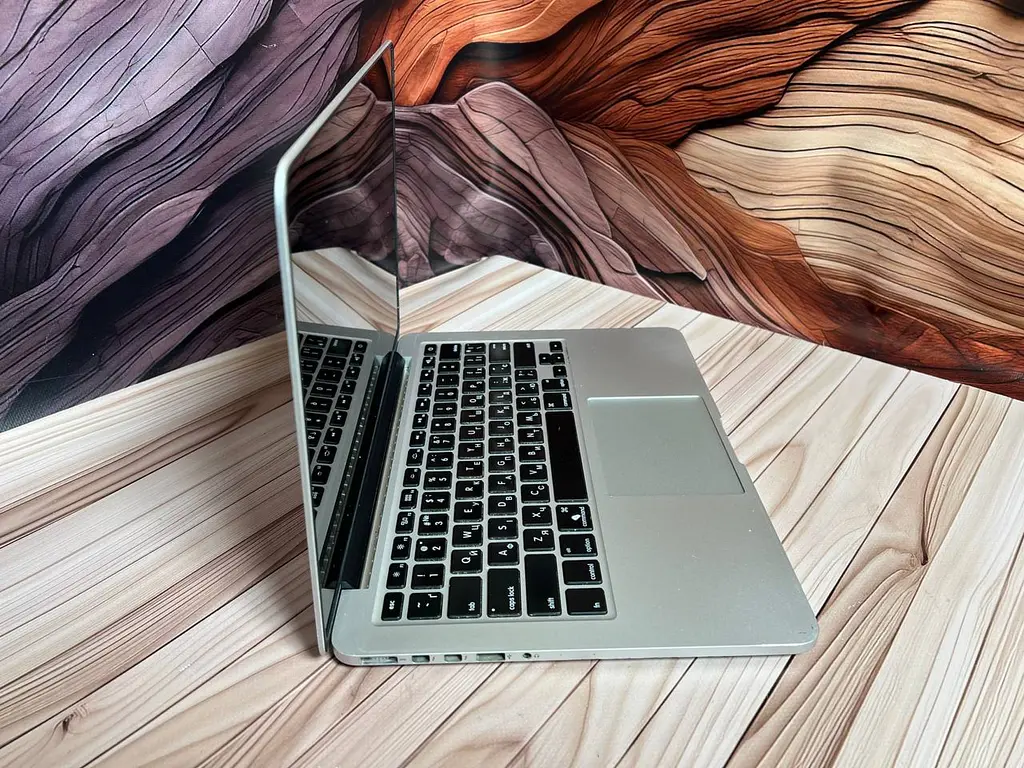 Б/в Ноутбук Apple MacBook Pro 13" 2014 A1502 i7-4558U/16/256 (C02N10PHFH04) - фото 4