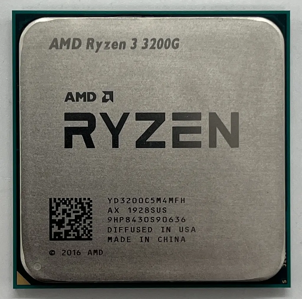 Процесор AMD Ryzen 3 3200G Socket AM4 (YD3200C5FHMPK) - фото 2