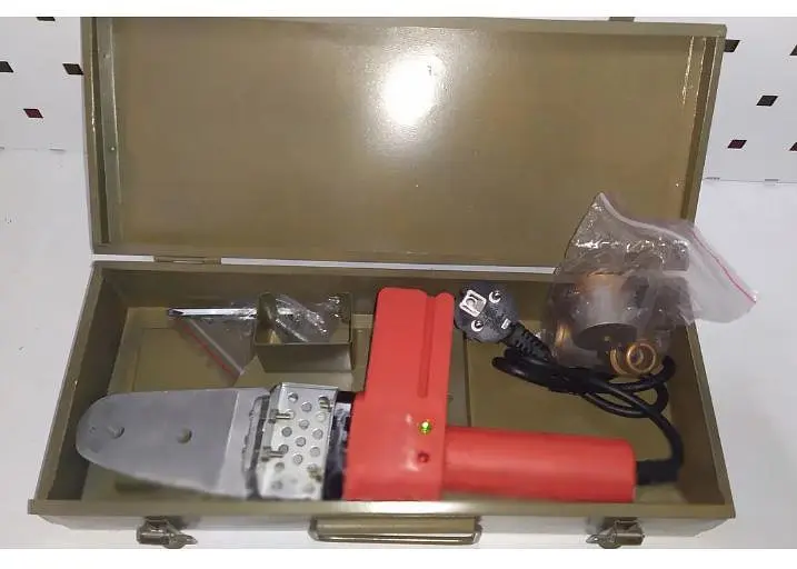 Паяльник для пластиковых труб Bergerr B10 700W кейс с насадками 20-32 мм 30412 - фото 3