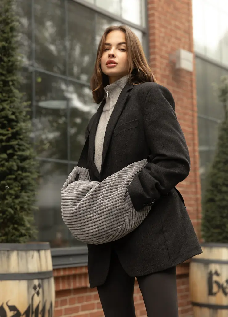 Жіноча сумка Sambag HOBO Bag-glove тканева графітова 50 × 28 × 5 см (53400809) - фото 2