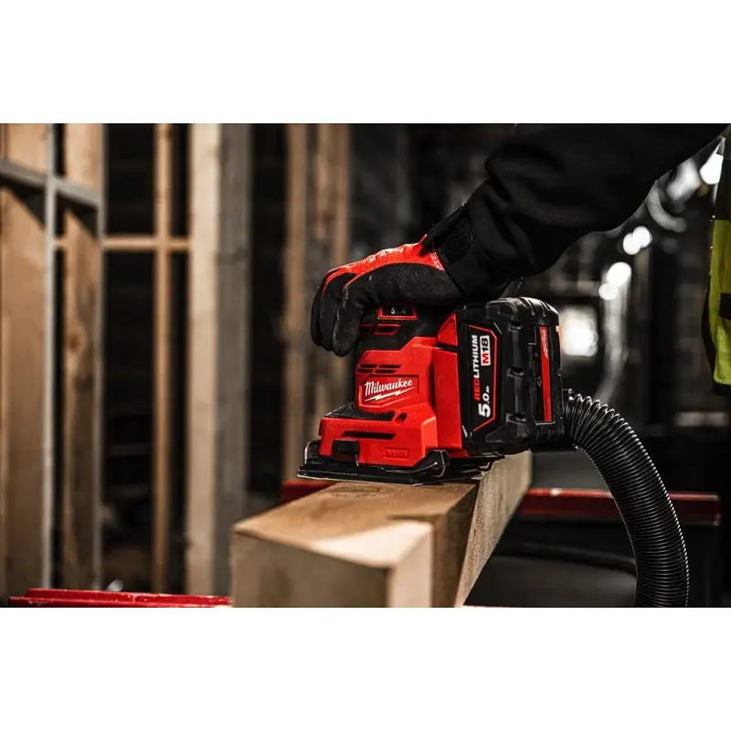Шліфмашина вібраційна акумуляторна MILWAUKEE, M18 BQSS-502B, 113х104мм (зарядний пристрій М12-18 С, 2 акумулятори М18 В5 5Аг, су - фото 8