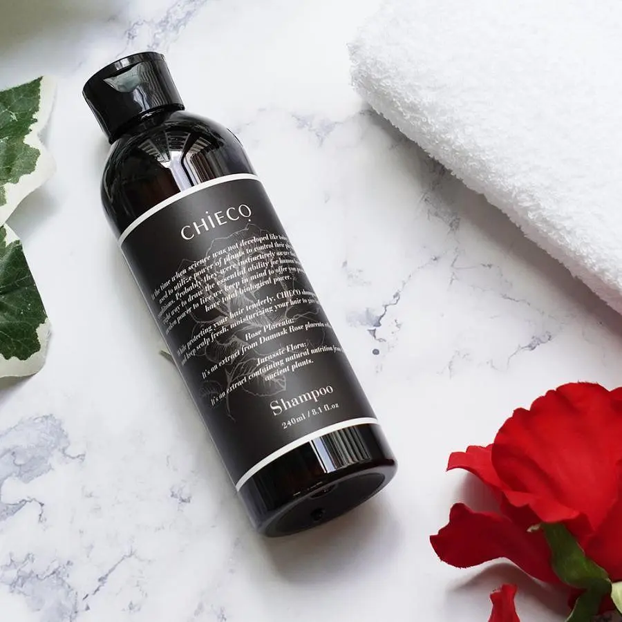 GINZA TOMATO Chieco Shampoo безсиліконовий шампунь для зміцнення та росту волосся, 240 мл - фото 2