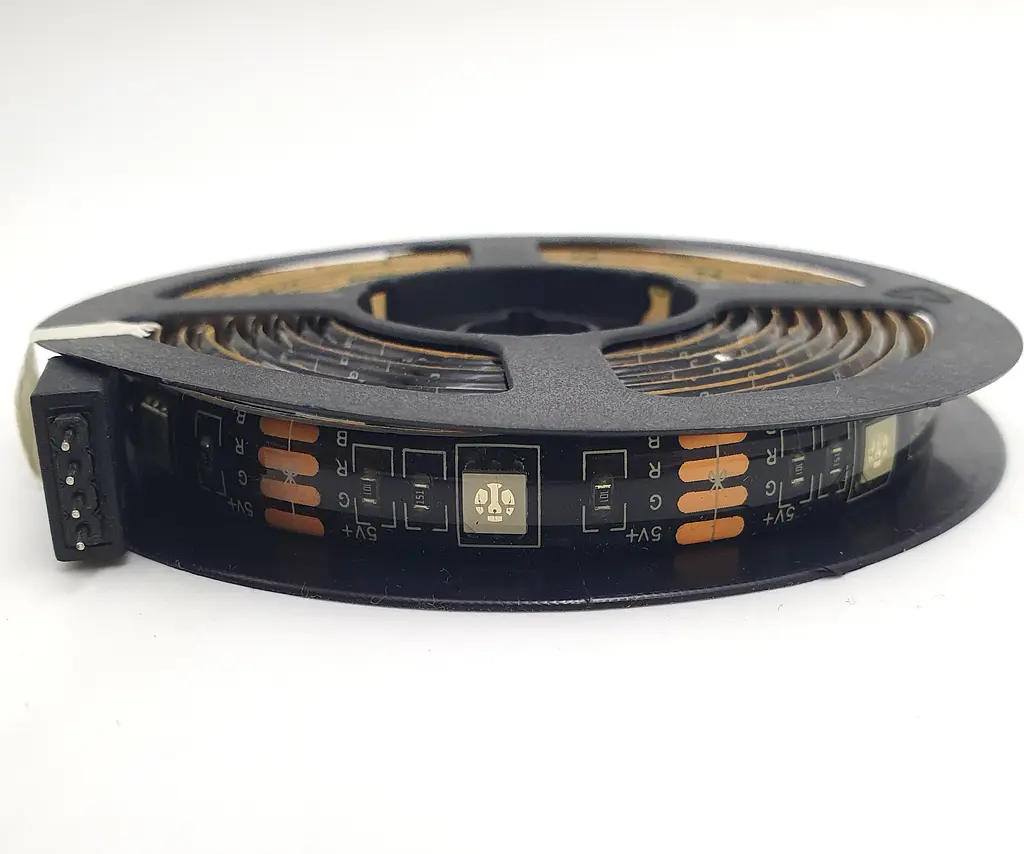 Стрічка світлодіодна RGB 5050 з пультом та Bluetooth управління з телефону від USB для фонового підсвічування у силіконі UKC 5 метрів - фото 8