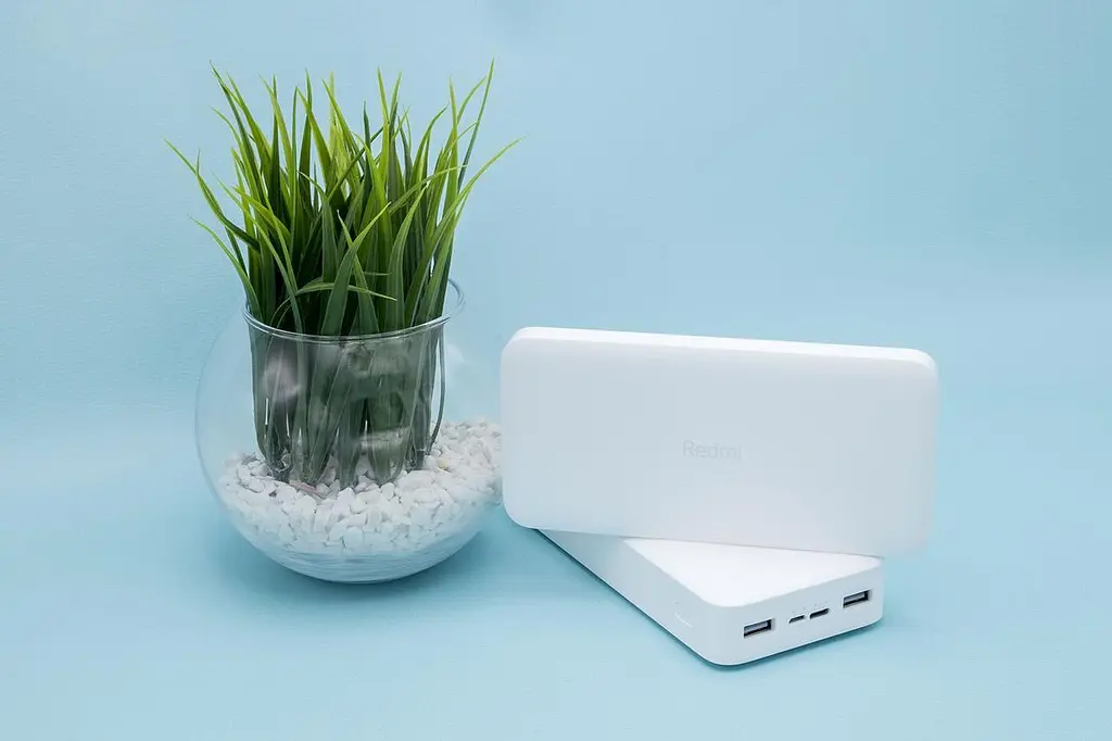 Портативна батарея XiaomiRedmi Powerbank 20000mAh (PB200LZM) (VXN4265CN) White - фото 4