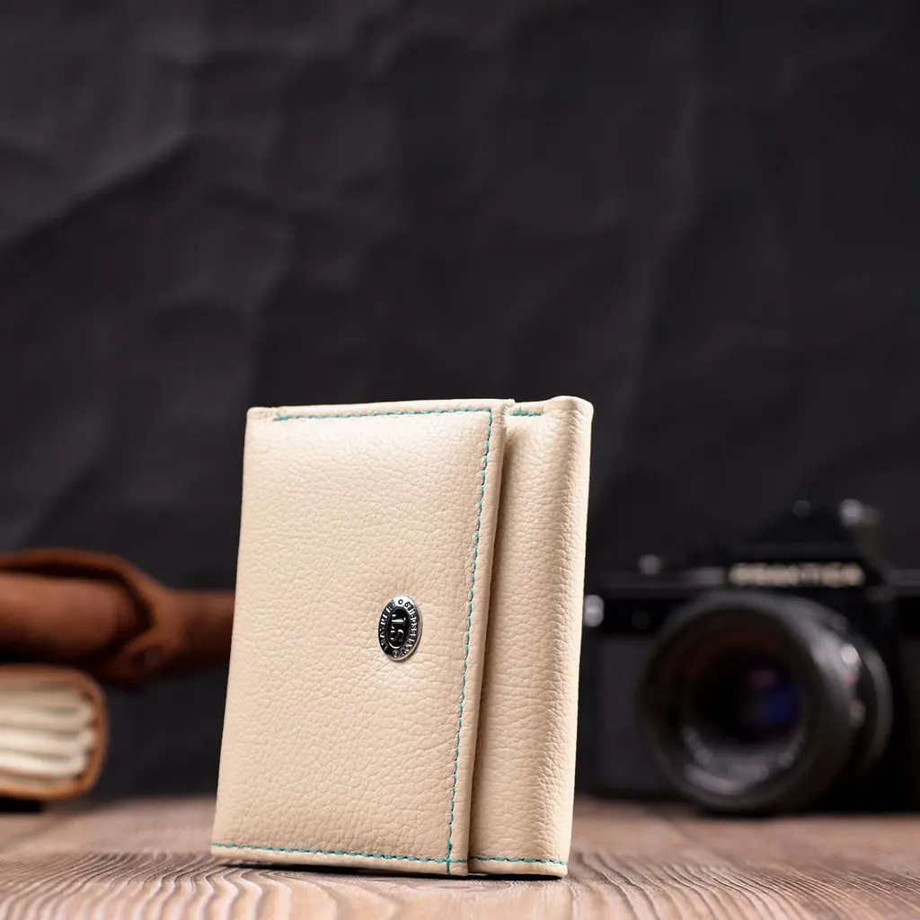 Стильний невеликий гаманець для модниць з натуральної шкіри ST Leather 19506 бежевий - фото 8