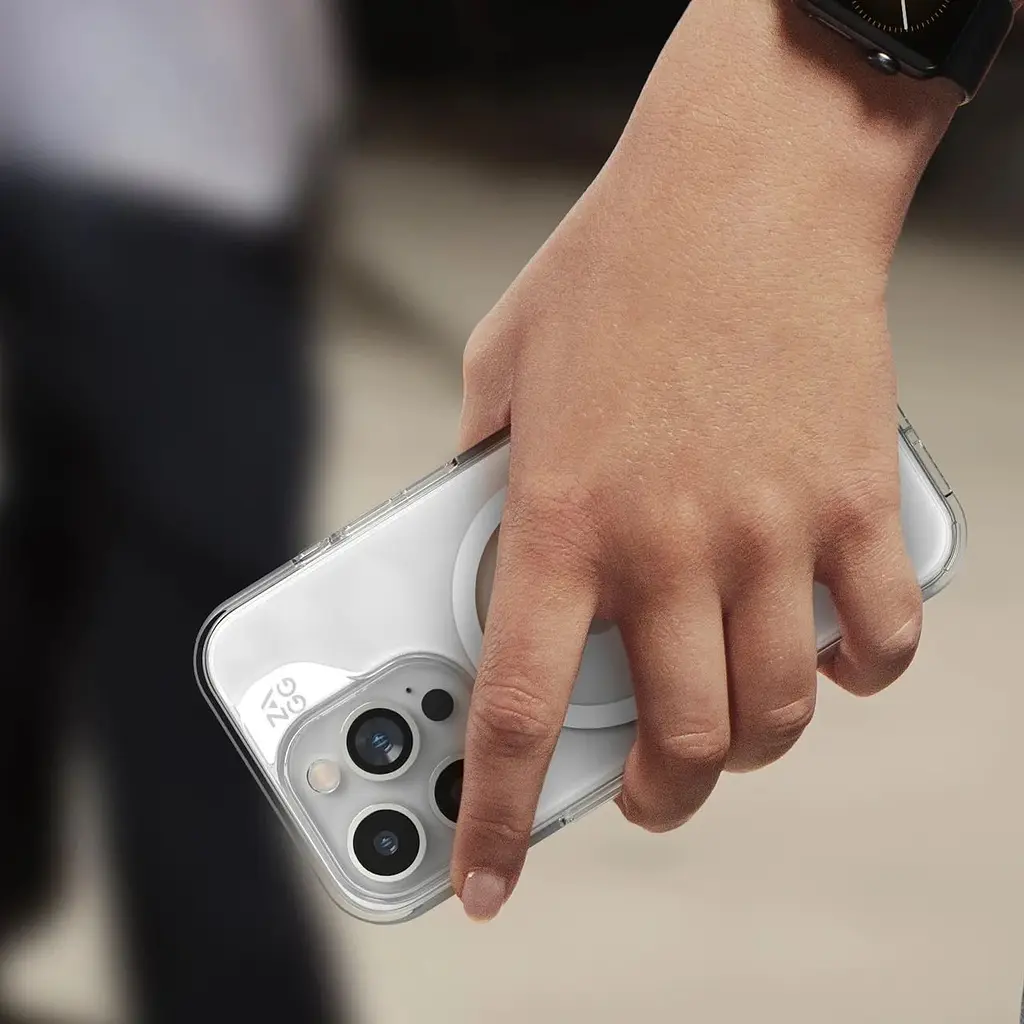 Оригинальный противоударный чехол Gear4 Crystal Palace MagSafe для iPhone 15 Pro (6.1") Прозрачный (702312618) - фото 3