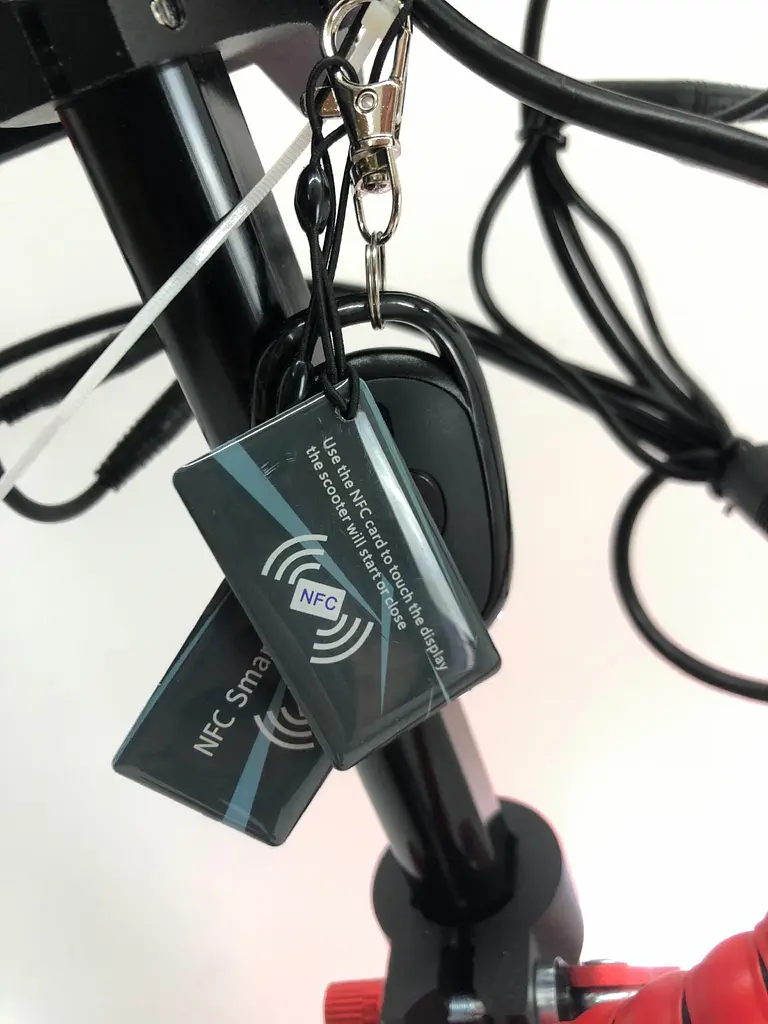 Электросамокат с сиденьем KugooKirin M4 PRO Plus NFC + Дисплей (1500W, 21Ah) - фото 4