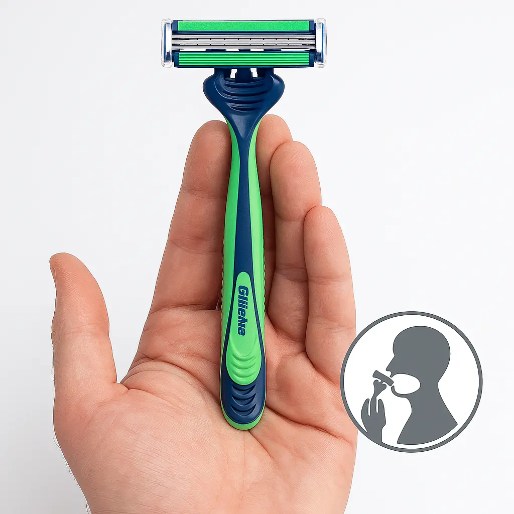Одноразові станки Gillette Blue3 Sensitive 9+3 12 штук 3 леза з алое для чутливої шкіри - фото 3