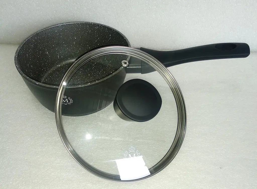 Ковш Meisterklasse MK-1025 black diamont 16 см 1.2л - фото 2