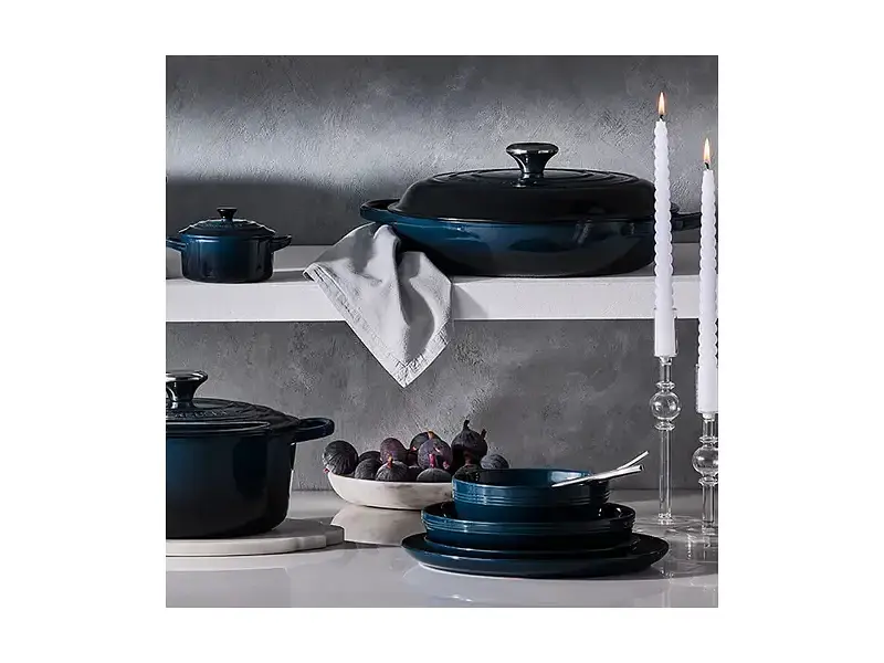 Каструля Le Creuset Signature Cast Iron Shallow Casserole 30 см Nuit (21180301294475) - фото 6