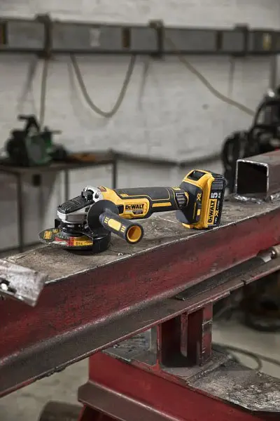 Кутова шліфмашина DeWalt DCG405P3 [93667] - фото 6