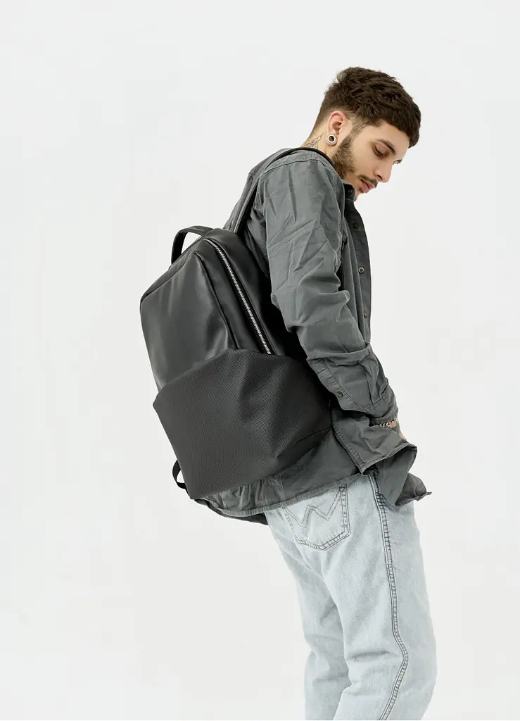 Чоловічий рюкзак Sambag ZARD DART чорний 44 х 31 х 15 см (25523301m)