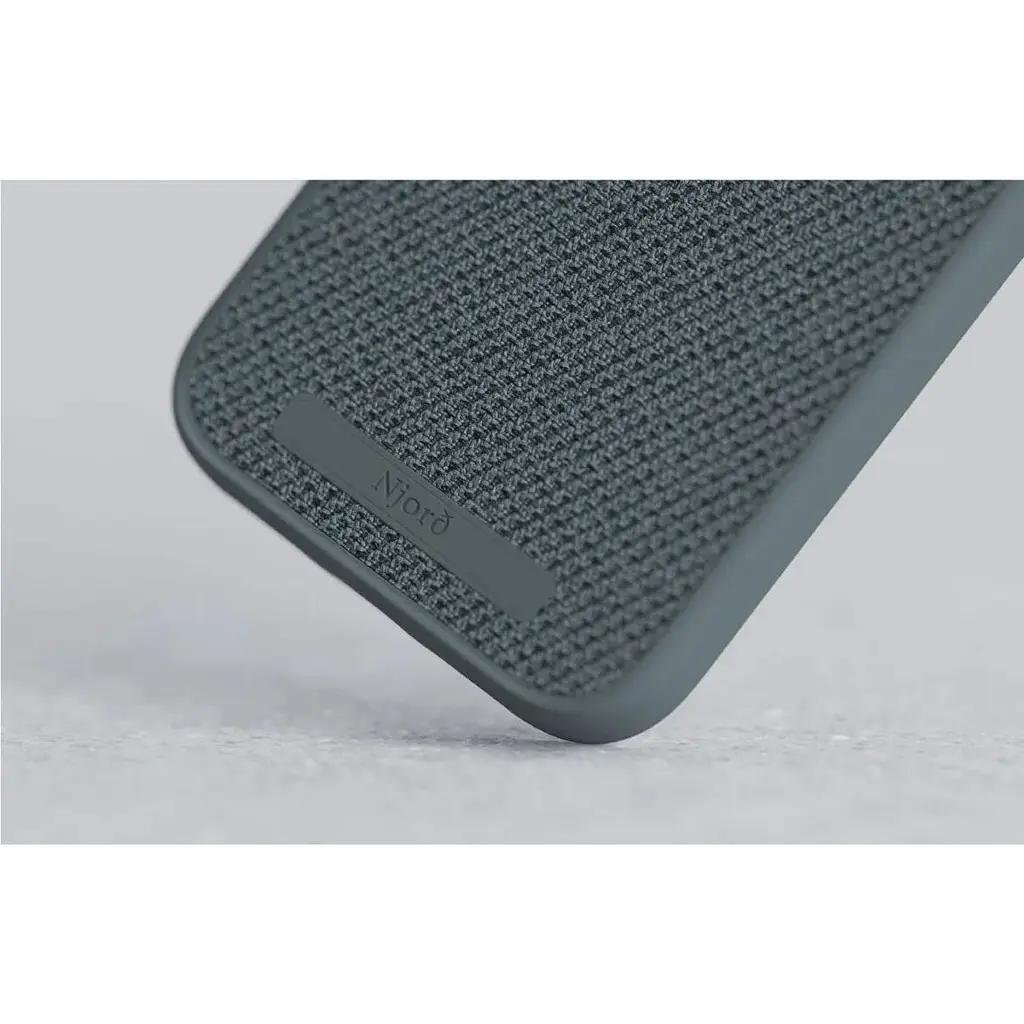 Чехол-накладка Njord Fabric MagSafe Case Dark Grey для iPhone 15 (NA51FA09) - фото 6