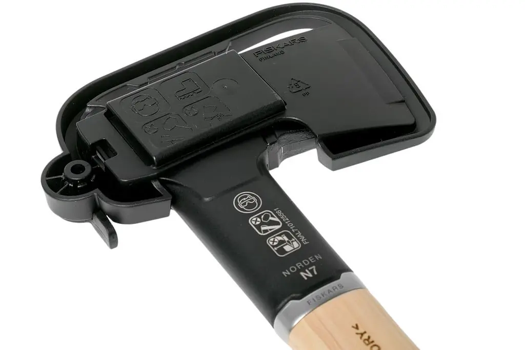 Подарунковий набір Fiskars Norden chopping axe N7 + sharpener SET 1051146 - фото 10