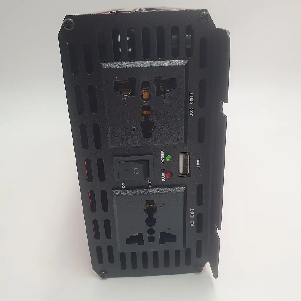 Автоінвертор-перетворювач напруги 12 V-220 V 2000 Вт з функцією плавного пуску та USB-виходом 12 V у 220 V 2000 W Power Inverter - фото 4
