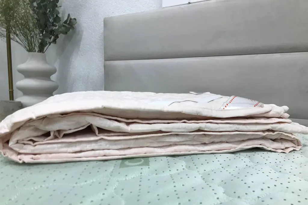 Наматрацник Ecotton 200х200 см захисний антиалергенний з резинкою по кутах бежевий (20-0256Ivory) (20535) - фото 4