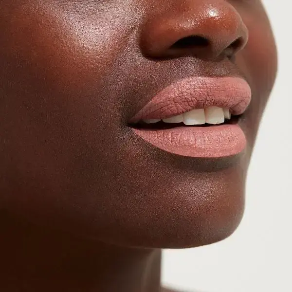 Рідка помада для губ Gosh Liquid Matte Lips відтінок 007 Nougat Crisp 4 мл - фото 6