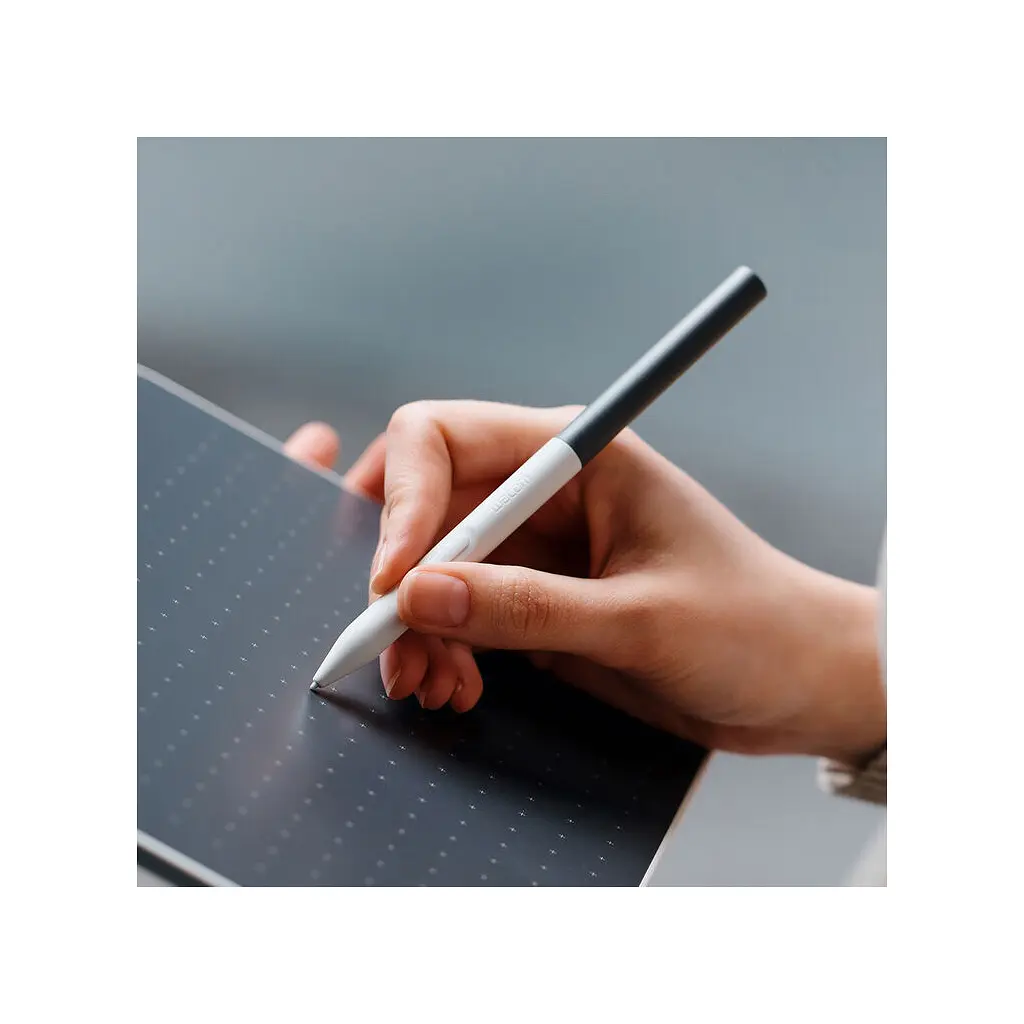 Перо Wacom One 2023 White/Gray (CP92303B2Z) - фото 3