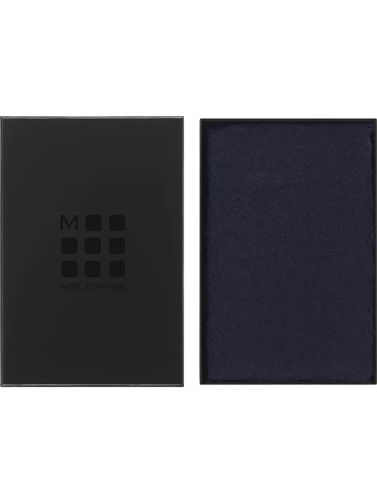 Записник Moleskine Soft середній, Лінійка Темно-синє штучне хутро в подарунковому боксі (LCFUR31ABOX) - фото 3