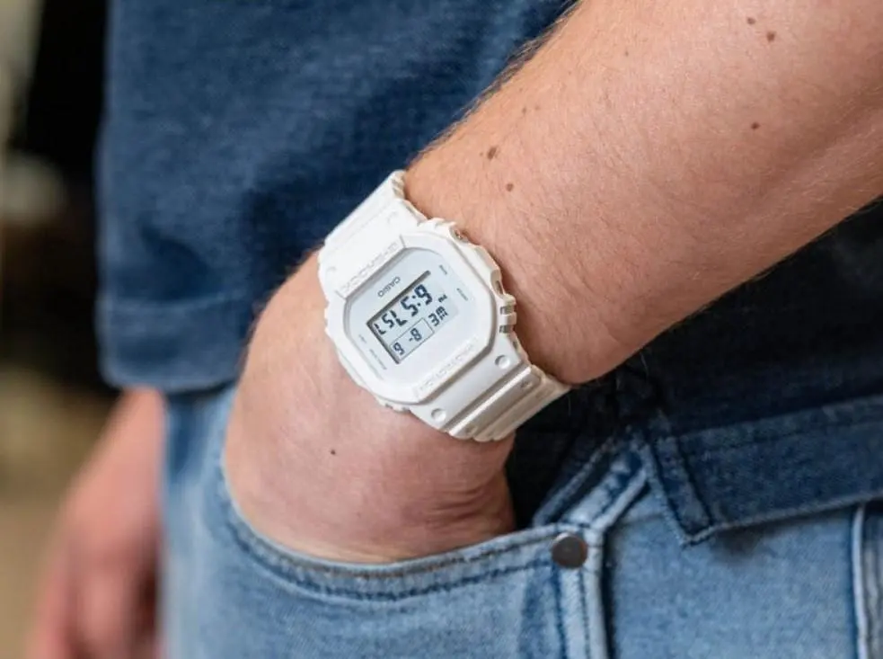 Годинник Casio DW-5600WW-7ER - фото 2