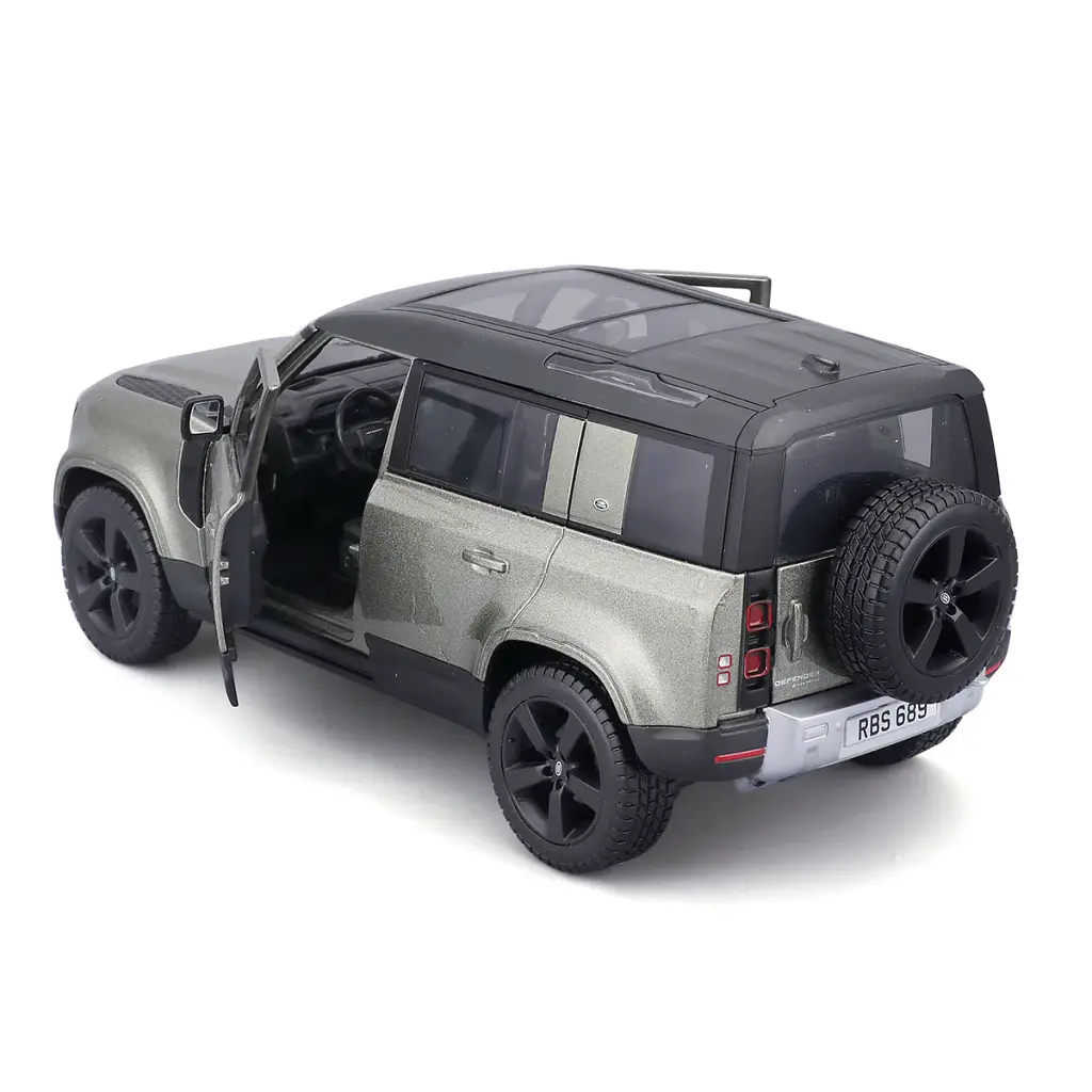 Машина Bburago Land Rover Defender 110 2022 1:24 (18-21101) - фото 4
