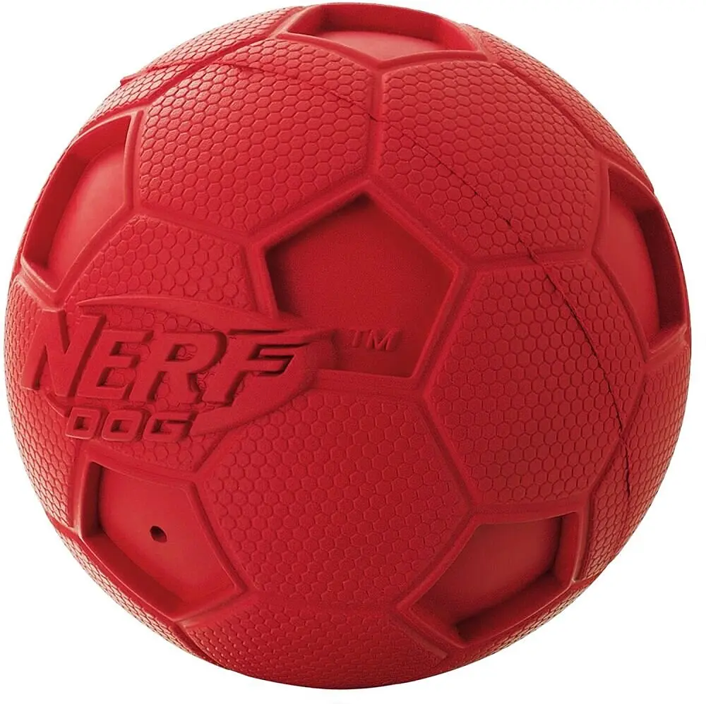 М'ячик для собак з пищалкою Nerf Dog Soccer Squeak Ball - фото 3