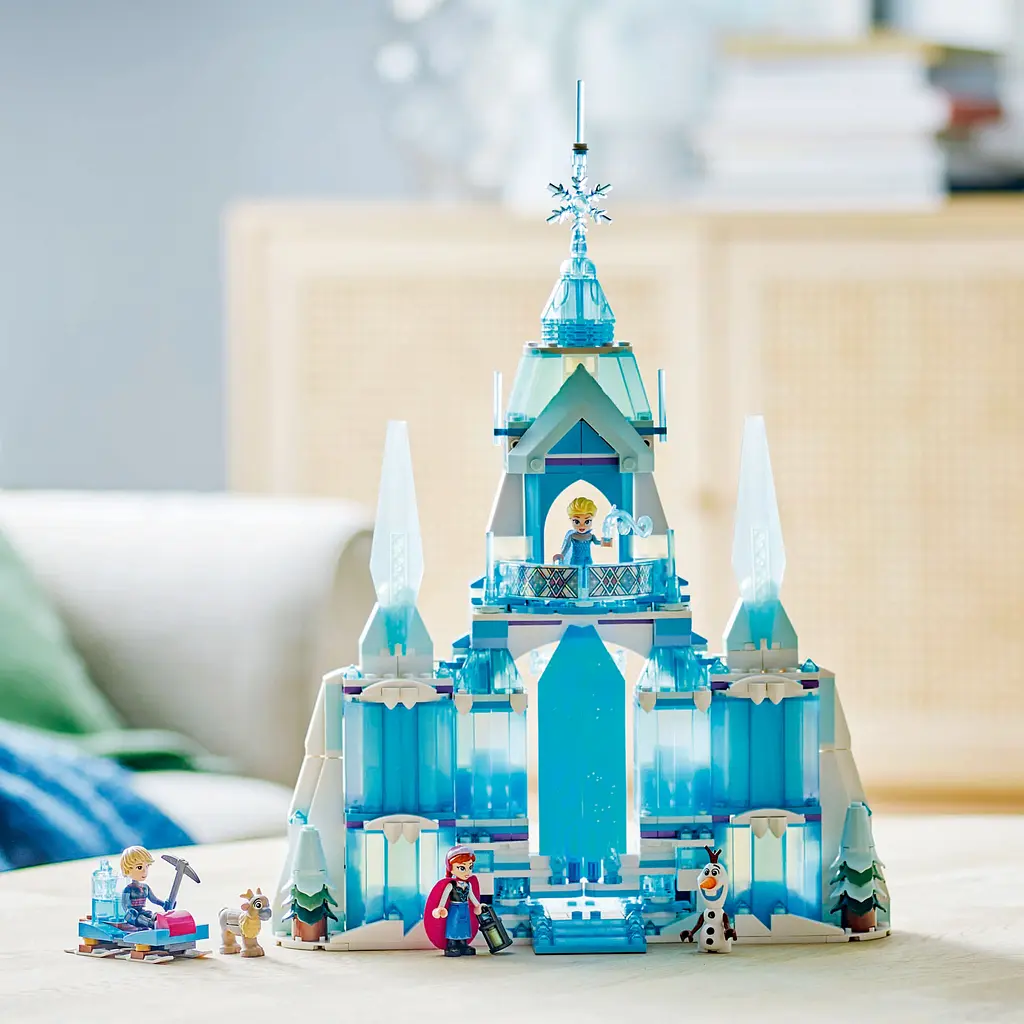 Конструктор LEGO Disney Princess Ледовый дворец Эльзы 630 деталей (43244) - фото 3