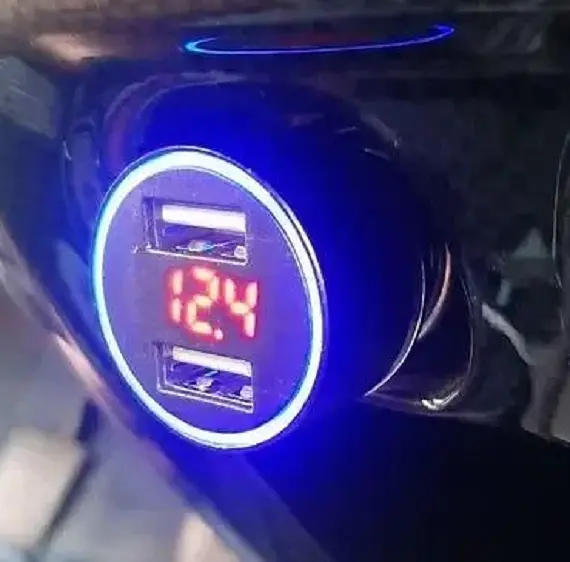 Автомобільний зарядний пристрій з вольтметром HZ 2xUSB - фото 4