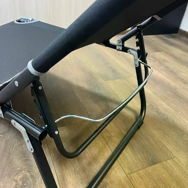 Складаний пляжний шезлонг 56×176 см чорний • Садовий розкладний лежак для дачі, пляжу, тераси та відпочинку на природі - фото 2