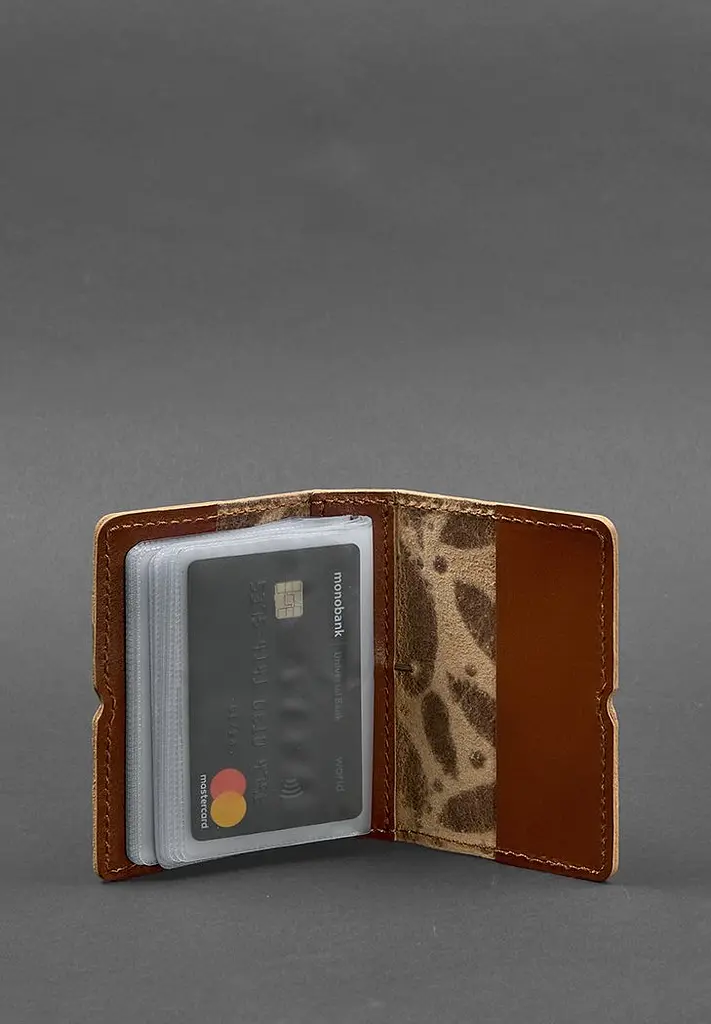 Женский кожаный кард-кейс 7.0 светло-коричневый с перьями. - фото 4