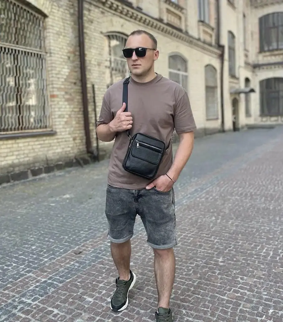 Шкіряна чоловіча сумка 17х21х5, барсетка через плече Tiding Bag 4134A чорна 170 - фото 4