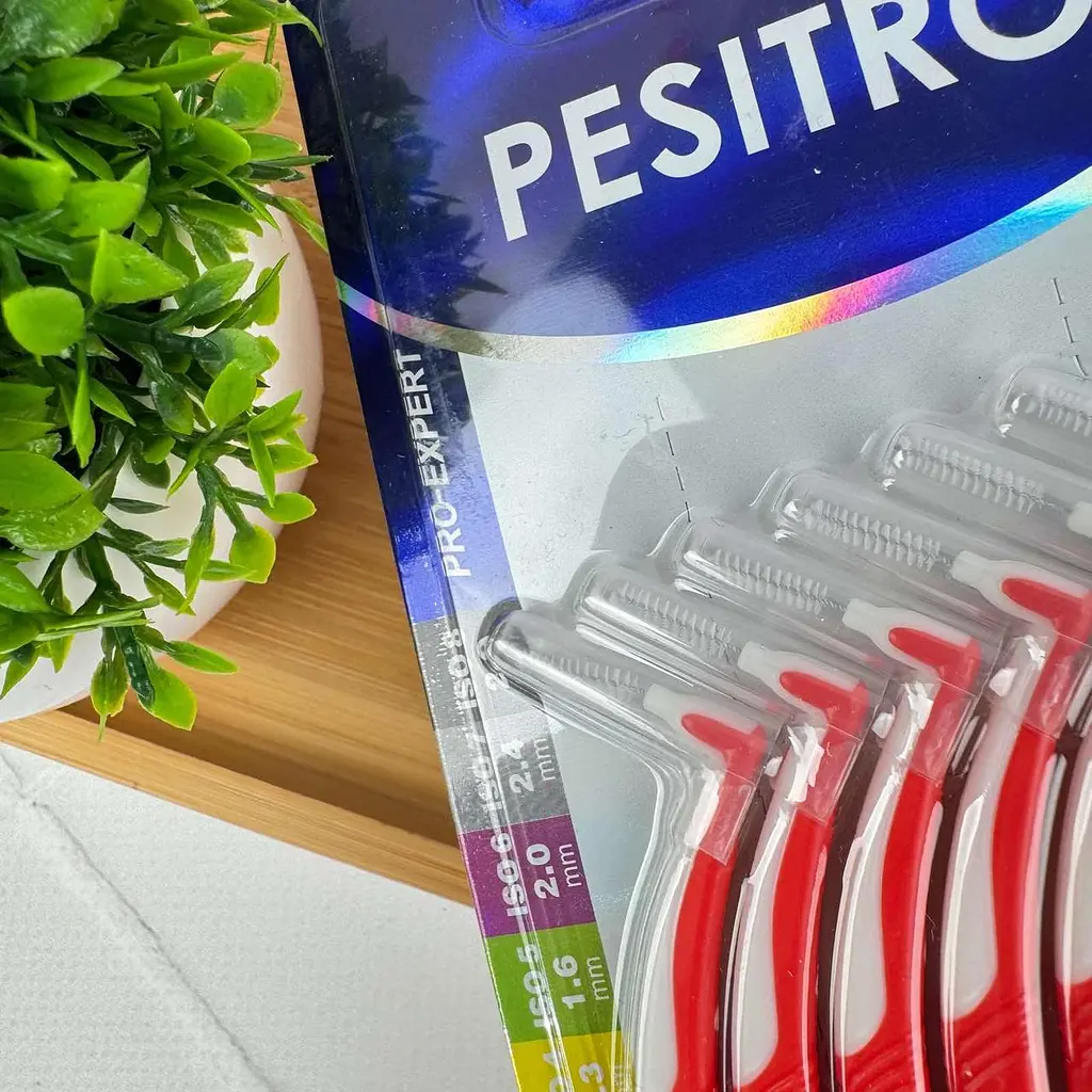 Набір міжзубних йоржиків Pesitro L-Type, 0.9 мм, 6 шт - фото 2