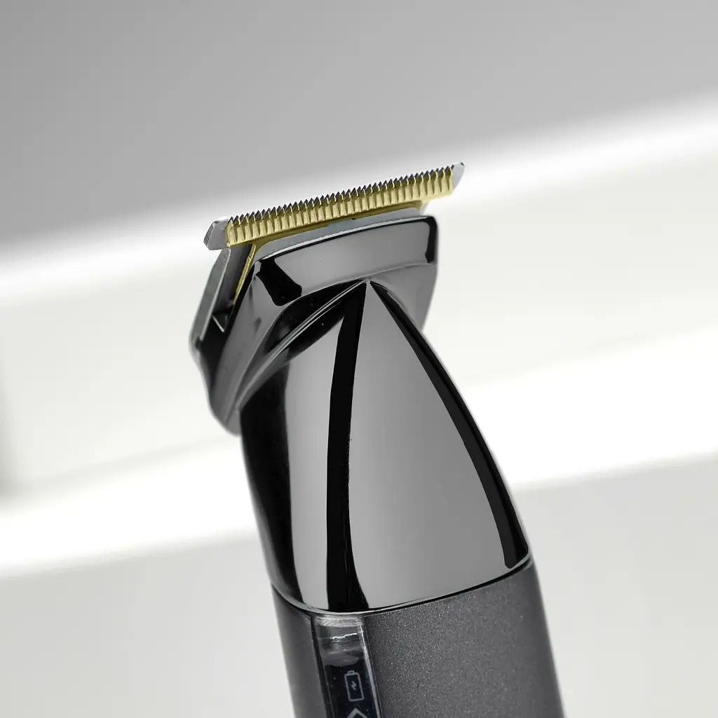 BaByliss Набір для стрижки Super-X Metal Black Edition, для голови, вусів, бороди,носа і тіла, акум., насадок-15, сумка для зберігання, підставка, сталь, чорний - фото 3
