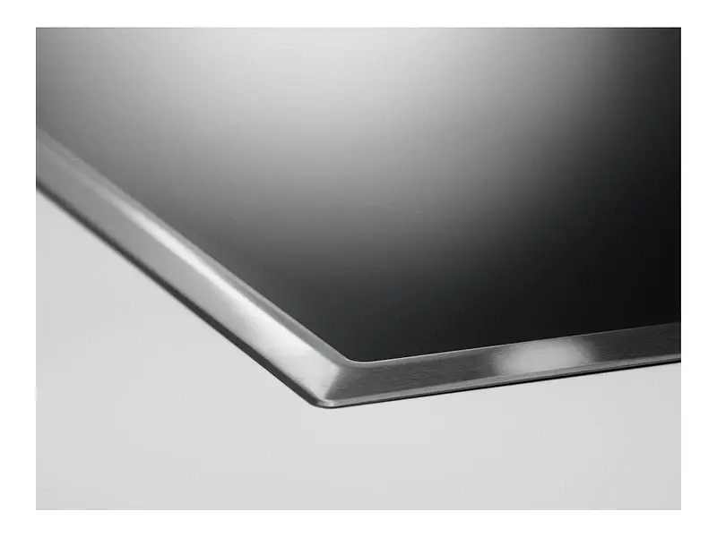 Електрична варильна поверхня Electrolux EHF6240XXK - фото 5