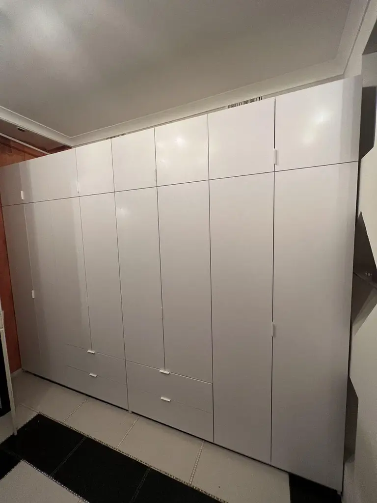 Шафа для одягу Doros Лукас розпашна 180х50х240 Білий (80737069) - фото 3
