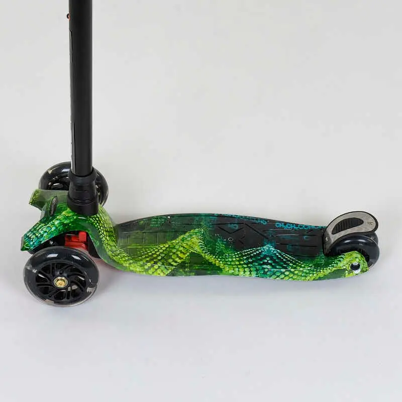Самокат Best Scooter 59х17х26 см Зелено-чорний 000231415 - фото 3