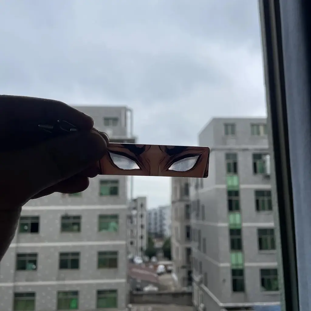 Брелок акриловый глаза с переливом Клинок рассекающий демонов Гёмей - фото 2