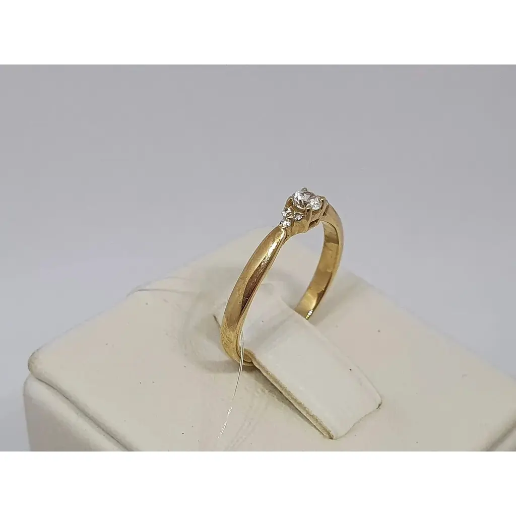 Золоте кільце з фіанітами Qvaliz. К01005Ж 15,5 - фото 4