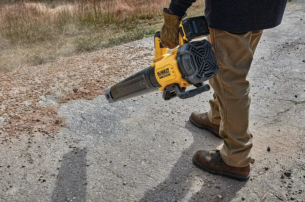 Повітродувка акумуляторна DeWalt DCMBL562N - фото 3