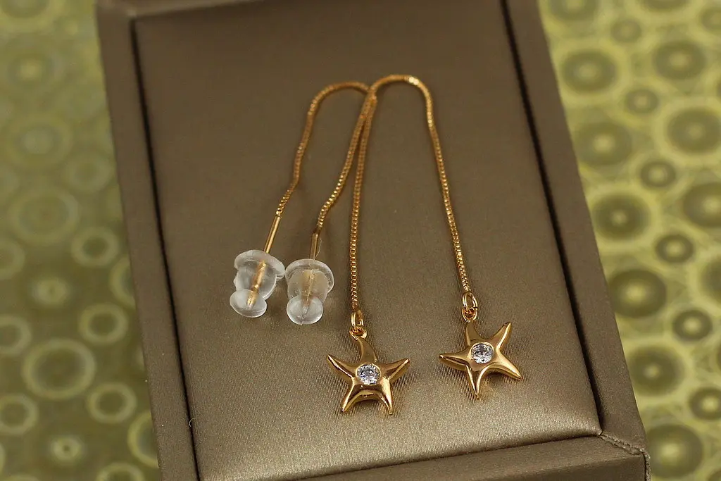 Сережки протяжки Xuping Jewelry морська зірка з камінчиком 8 см золотисті
